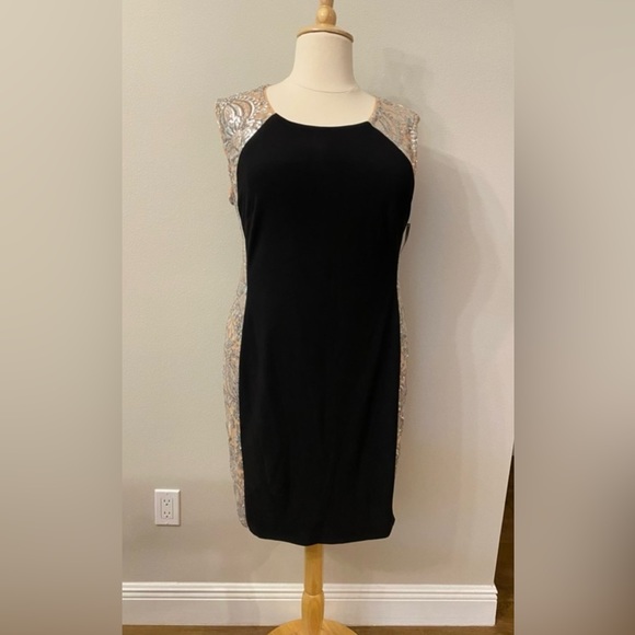 Plus Dress - Picture 3 of 9